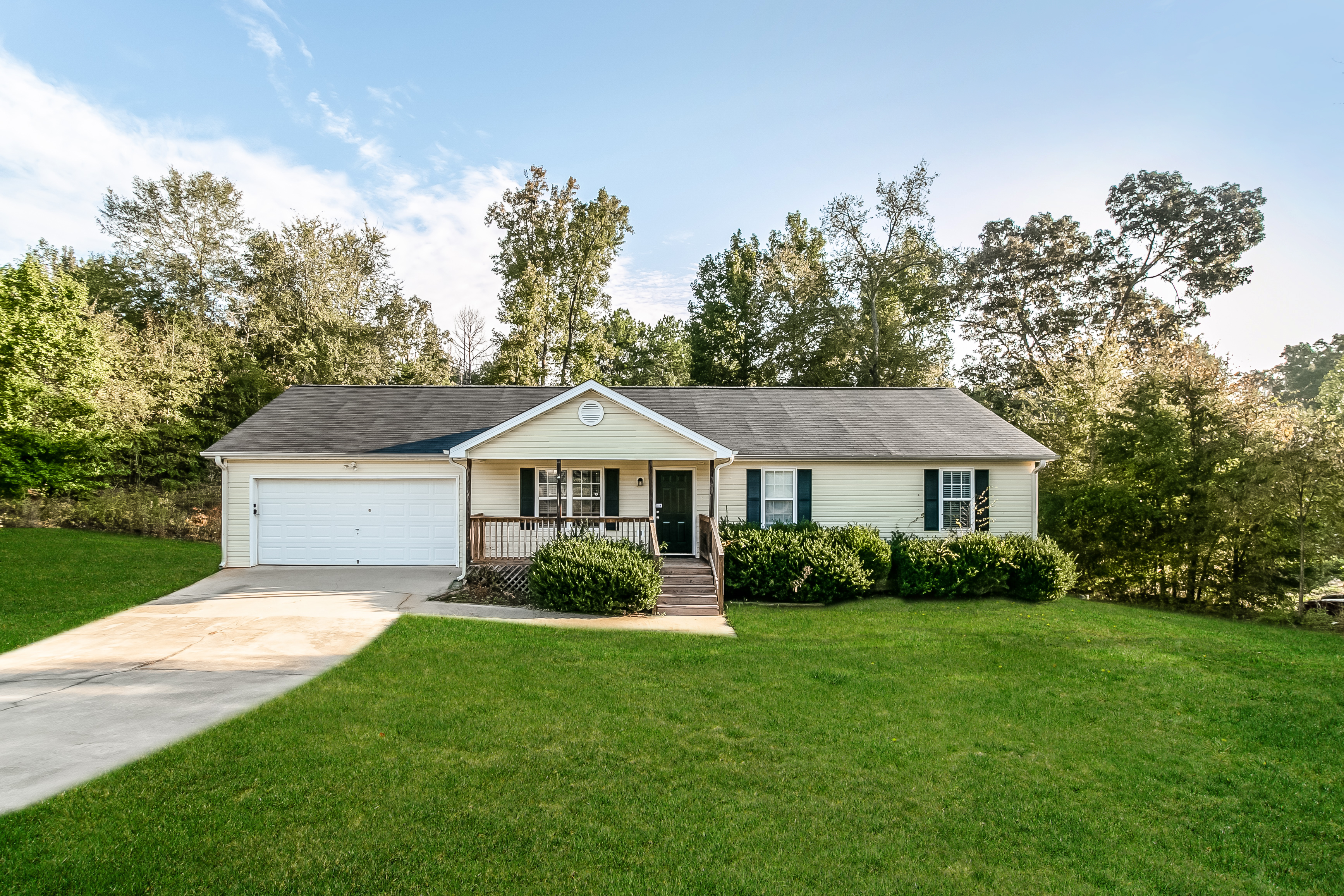 145 Mountain Way Covington, GA 30016